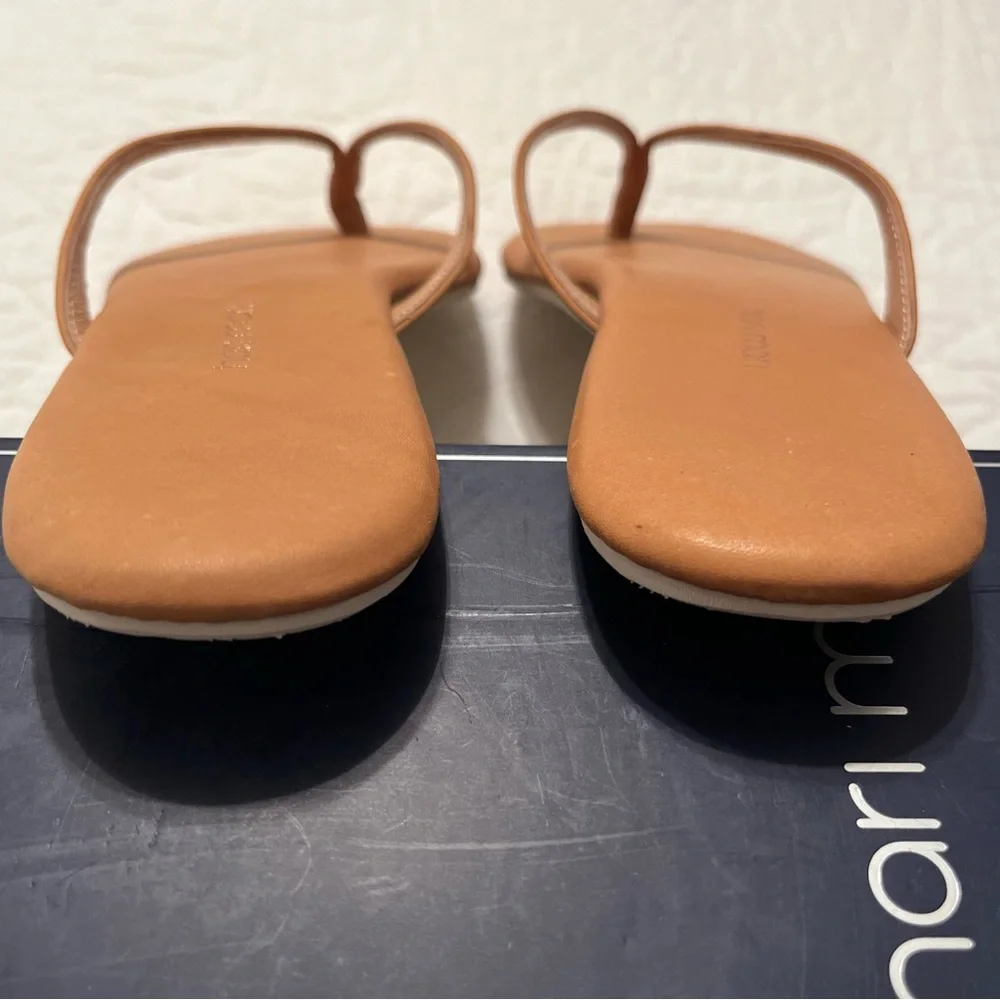 Hari Mari Women’s “Mari” Tan Leather Flip Flops Sandals Size 8 *New In Box* - Picture 11 of 14